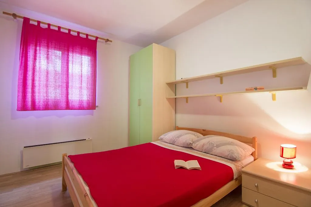 Apartment Apartman -Jele Croatia